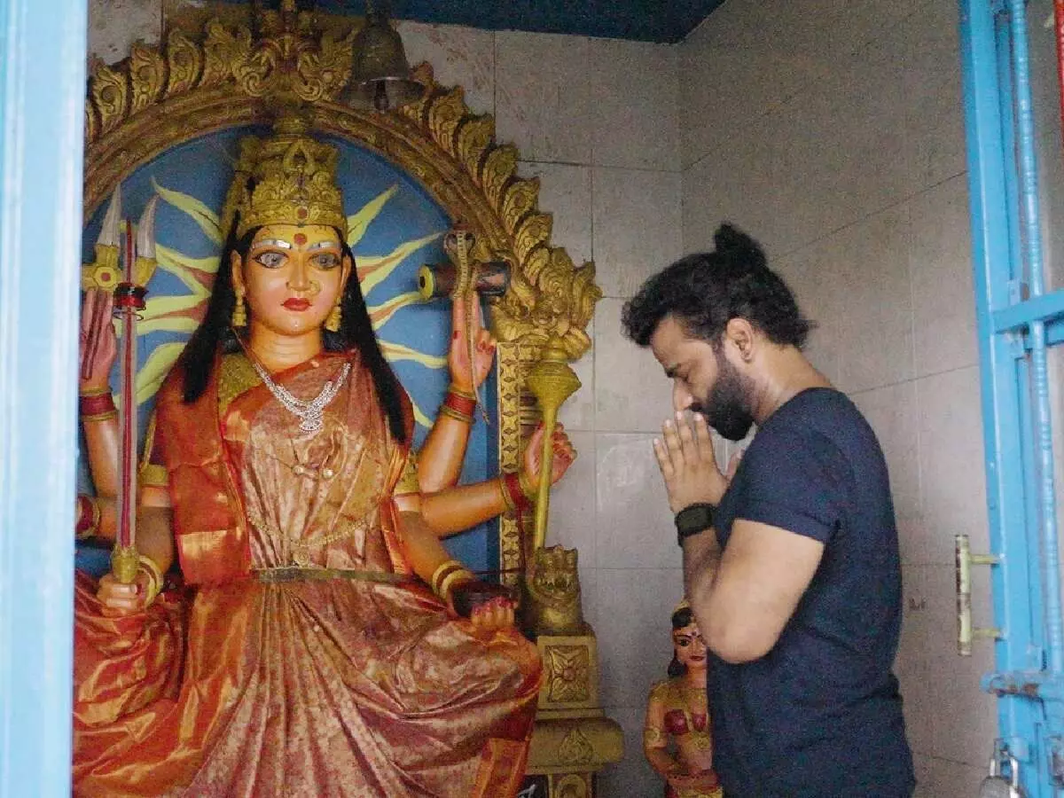 Music Director Devi Sri Prasad: వేదురుపాకలో DSP.. ఎమోషనల్ వీడియో రిలీజ్! Music Director Devi Sri Prasad: వేదురుపాకలో DSP.. ఎమోషనల్ వీడియో రిలీజ్!
