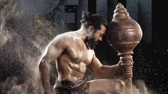 Ram Charan’s ‘Peddi’ Begins: యూకేలో రామ్ చరణ్ పెద్ది బాక్సాఫీస్ వేట.. అడ్వాన్స్ బుకింగ్స్తో రికార్డుల రచ్చ.. Ram Charan’s ‘Peddi’ Begins: యూకేలో రామ్ చరణ్ పెద్ది బాక్సాఫీస్ వేట.. అడ్వాన్స్ బుకింగ్స్తో రికార్డుల రచ్చ..