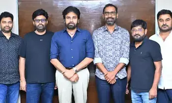 Film Producers: చిత్ర పరిశ్రమ సమస్యలను పరిష్కరిస్తారన్న భరోసా: సినీ నిర్మాతలు Film Producers: చిత్ర పరిశ్రమ సమస్యలను పరిష్కరిస్తారన్న భరోసా: సినీ నిర్మాతలు