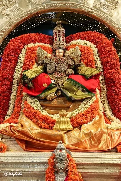 Sri Govindaraja Swamy: సూర్యకిరణాల తేజస్సులో భక్తులను కటాక్షించిన శ్రీ గోవిందరాజస్వామి Sri Govindaraja Swamy: సూర్యకిరణాల తేజస్సులో భక్తులను కటాక్షించిన శ్రీ గోవిందరాజస్వామి