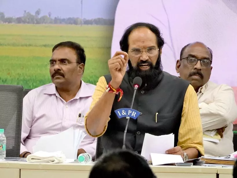 Minister Uttam Kumar Reddy: దేశంలోనే అత్యధిక ధాన్యం కొనుగోలు తెలంగాణదే: మంత్రి ఉత్తమ్కుమార్రెడ్డి Minister Uttam Kumar Reddy: దేశంలోనే అత్యధిక ధాన్యం కొనుగోలు తెలంగాణదే: మంత్రి ఉత్తమ్కుమార్రెడ్డి