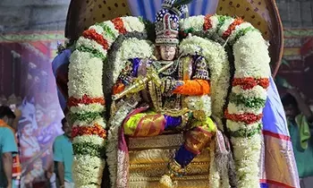 Sri Kalyana Venkateswara Swamy: గోకులానందుడి రూపంలో శ్రీ కల్యాణ వేంకటేశ్వరుడు Sri Kalyana Venkateswara Swamy: గోకులానందుడి రూపంలో శ్రీ కల్యాణ వేంకటేశ్వరుడు