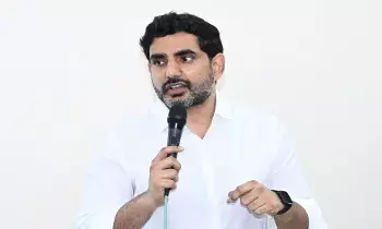 Minister Nara Lokesh: పెట్టుబడుల ఆకర్షణలో తమిళనాడుకు ఏపీ సవాల్: మంత్రి నారా లోకేశ్ Minister Nara Lokesh: పెట్టుబడుల ఆకర్షణలో తమిళనాడుకు ఏపీ సవాల్: మంత్రి నారా లోకేశ్