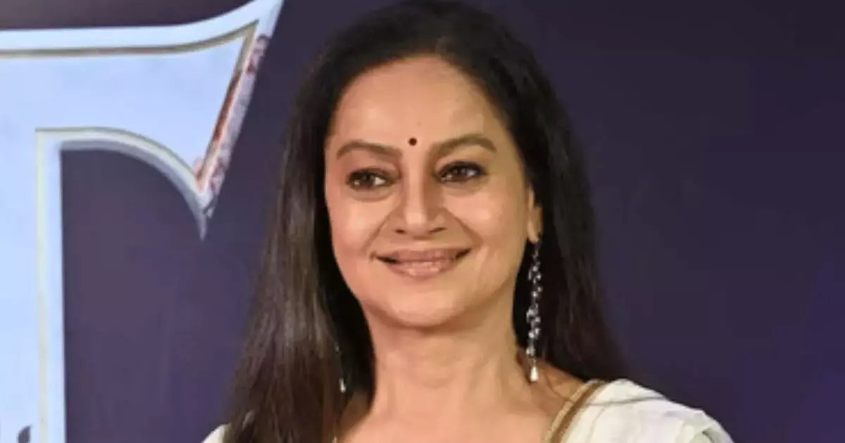 Zarina Wahab: ప్రీమియర్కు గైర్హాజరైన జరీనా వహాబ్..అసలు కారణం ఇదే! Zarina Wahab: ప్రీమియర్కు గైర్హాజరైన జరీనా వహాబ్..అసలు కారణం ఇదే!