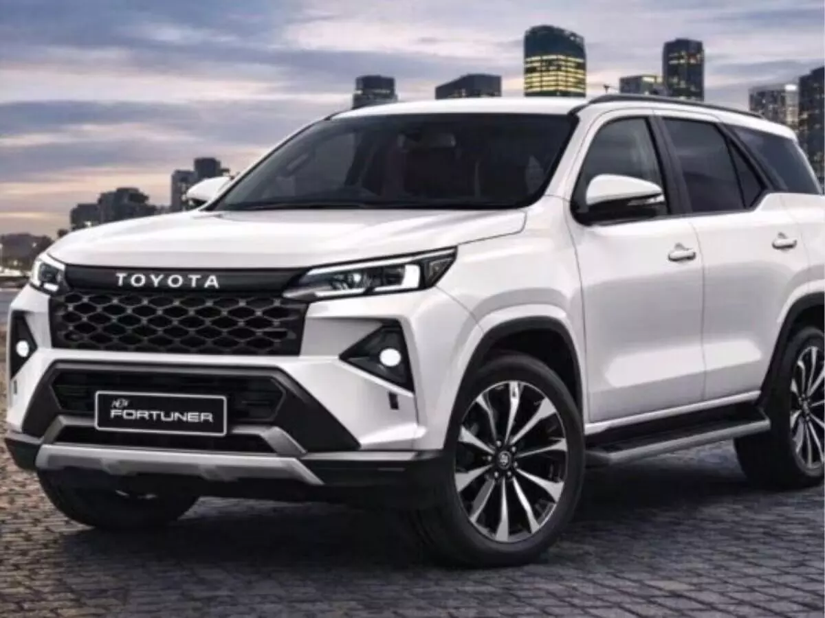 Toyota : టయోటా లవర్స్కు డబుల్ ధమాకా.. త్వరలోనే మార్కెట్లోకి 2 సరికొత్త 7-సీటర్ ఎస్యూవీలు Toyota : టయోటా లవర్స్కు డబుల్ ధమాకా.. త్వరలోనే మార్కెట్లోకి 2 సరికొత్త 7-సీటర్ ఎస్యూవీలు