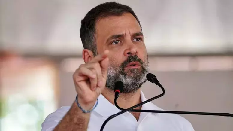 Rahul Gandhi: జేబుదొంగలతో జాగ్రత్త! సీబీఎస్ఈ మూల్యాంకన లోపాలపై రాహుల్ గాంధీ తీవ్ర విమర్శలు Rahul Gandhi: జేబుదొంగలతో జాగ్రత్త! సీబీఎస్ఈ మూల్యాంకన లోపాలపై రాహుల్ గాంధీ తీవ్ర విమర్శలు