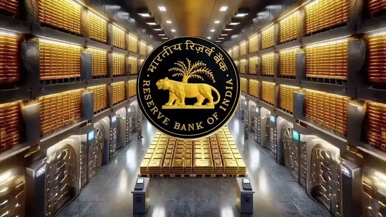 RBI Gold Reserves : రెండేళ్లలో డబుల్.. ఆర్బీఐ ఖజానాలో ఏకంగా రూ.11 లక్షల కోట్లకు చేరిన గోల్డ్ రిజర్వ్ విలువ RBI Gold Reserves : రెండేళ్లలో డబుల్.. ఆర్బీఐ ఖజానాలో ఏకంగా రూ.11 లక్షల కోట్లకు చేరిన గోల్డ్ రిజర్వ్ విలువ