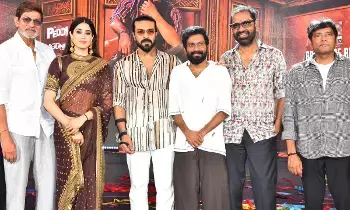 Ram Charan: నా కెరీర్లోనే టాప్ సినిమా పెద్ది: రామ్ చరణ్ Ram Charan: నా కెరీర్లోనే టాప్ సినిమా పెద్ది: రామ్ చరణ్