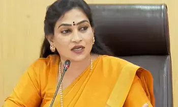 Home Minister Anitha Issues a Strong Warning: విషప్రచారాలు కట్టడి చేస్తాం.. ప్రతీది బహిర్గతం చేస్తాం: హోం మంత్రి అనిత Home Minister Anitha Issues a Strong Warning: విషప్రచారాలు కట్టడి చేస్తాం.. ప్రతీది బహిర్గతం చేస్తాం: హోం మంత్రి అనిత