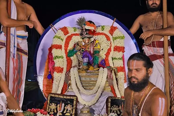 Sri Kalyana Srinivasa Swamy: చంద్రప్రభపై నవనీత కృష్ణునిగా భక్తులను మురిపించిన కల్యాణ శ్రీనివాసుడు Sri Kalyana Srinivasa Swamy: చంద్రప్రభపై నవనీత కృష్ణునిగా భక్తులను మురిపించిన కల్యాణ శ్రీనివాసుడు