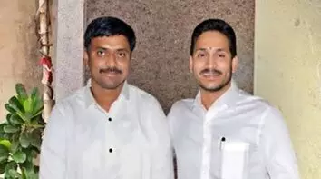 Jagan’s PA KNR: మైనింగ్, స్థిరాస్తి రంగాల్లో జగన్ పీఏ కేఎన్ఆర్ భారీ పెట్టుబడులు Jagan’s PA KNR: మైనింగ్, స్థిరాస్తి రంగాల్లో జగన్ పీఏ కేఎన్ఆర్ భారీ పెట్టుబడులు