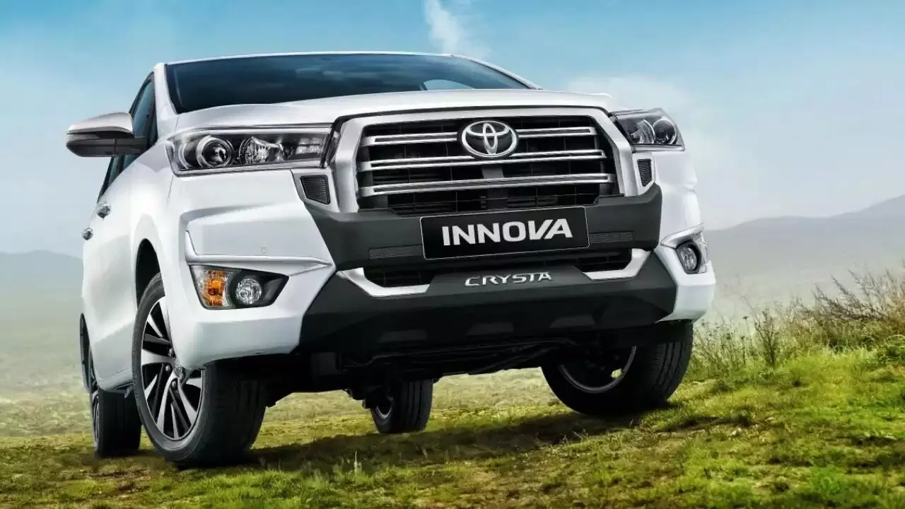 Toyota Innova Crysta : భారత మార్కెట్లోకి కొత్త టయోటా ఇన్నోవా క్రిస్టా.. ల్యాండ్ క్రూజర్ రేంజ్ లుక్తో ఎంట్రీ Toyota Innova Crysta : భారత మార్కెట్లోకి కొత్త టయోటా ఇన్నోవా క్రిస్టా.. ల్యాండ్ క్రూజర్ రేంజ్ లుక్తో ఎంట్రీ
