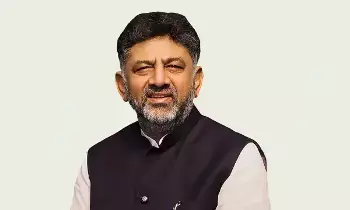 Richest CMs : రూ.1400 కోట్లతో టాప్లో కర్ణాటక సీఎం.. దేశంలోనే అత్యంత ధనిక ముఖ్యమంత్రులు వీరే Richest CMs : రూ.1400 కోట్లతో టాప్లో కర్ణాటక సీఎం.. దేశంలోనే అత్యంత ధనిక ముఖ్యమంత్రులు వీరే