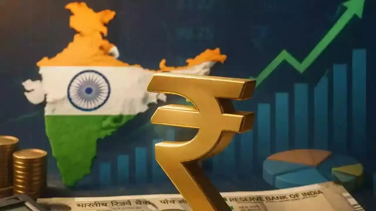 Rupee Vs DoIlar : ఆర్బీఐ దెబ్బకు కుప్పకూలిన అమెరికా కరెన్సీ.. అంతర్జాతీయ వేదికపై పెరిగిన రూపాయి పవర్ Rupee Vs DoIlar : ఆర్బీఐ దెబ్బకు కుప్పకూలిన అమెరికా కరెన్సీ.. అంతర్జాతీయ వేదికపై పెరిగిన రూపాయి పవర్