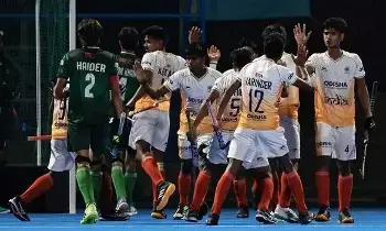 Asia Cup Final: ఆసియా కప్ ఫైనల్లోకి టీమిండియా కుర్రాళ్లు Asia Cup Final: ఆసియా కప్ ఫైనల్లోకి టీమిండియా కుర్రాళ్లు