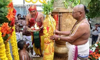 Sri Kalyana Venkateswara Swamy: ధ్వజావరోహణంతో వైభవంగా ముగిసిన శ్రీ కల్యాణ వేంకటేశ్వరస్వామివారి బ్రహ్మోత్సవాలు Sri Kalyana Venkateswara Swamy: ధ్వజావరోహణంతో వైభవంగా ముగిసిన శ్రీ కల్యాణ వేంకటేశ్వరస్వామివారి బ్రహ్మోత్సవాలు