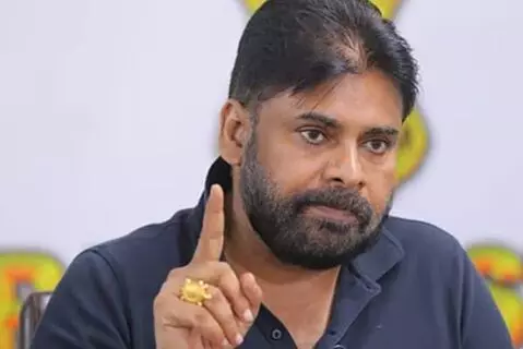 Pawan Kalyan: ఆంధ్రా పేపర్ మిల్స్కు షోకాజ్ నోటీసులు జారీ చేయాలి: పవన్ కల్యాణ్ ఆదేశం Pawan Kalyan: ఆంధ్రా పేపర్ మిల్స్కు షోకాజ్ నోటీసులు జారీ చేయాలి: పవన్ కల్యాణ్ ఆదేశం