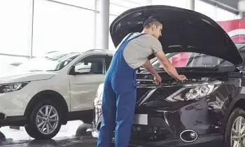 Car Maintenance : మీ కారు లాంగ్ లైఫ్ రావాలా? ఇంజన్ ఆయిల్, ఎయిర్ ఫిల్టర్ ఎప్పుడు మార్చాలో తెలుసా ? Car Maintenance : మీ కారు లాంగ్ లైఫ్ రావాలా? ఇంజన్ ఆయిల్, ఎయిర్ ఫిల్టర్ ఎప్పుడు మార్చాలో తెలుసా ?