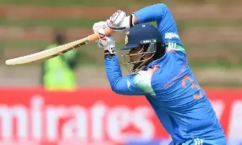 IND A vs SL A: తొలి వన్డేలోనే వైభవ్ ఔట్..కష్టాల్లో భారత్ IND A vs SL A: తొలి వన్డేలోనే వైభవ్ ఔట్..కష్టాల్లో భారత్