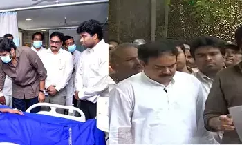 Visakhapatnam Steel Plant Accident: విశాఖ స్టీల్ ప్లాంట్ ప్రమాదం: మృతుల కుటుంబాలకు రూ.25 లక్షలు, ఉద్యోగం ప్రకటించిన పవన్ కల్యాణ్ Visakhapatnam Steel Plant Accident: విశాఖ స్టీల్ ప్లాంట్ ప్రమాదం: మృతుల కుటుంబాలకు రూ.25 లక్షలు, ఉద్యోగం ప్రకటించిన పవన్ కల్యాణ్