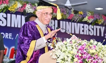 Governor Abdul Nazeer: యువత పెద్ద కలలు కనాలి.. పట్టుదలతో కృషి చేస్తే ఏ లక్ష్యమైనా సాధ్యమే: గవర్నర్ అబ్దుల్ నజీర్ Governor Abdul Nazeer: యువత పెద్ద కలలు కనాలి.. పట్టుదలతో కృషి చేస్తే ఏ లక్ష్యమైనా సాధ్యమే: గవర్నర్ అబ్దుల్ నజీర్