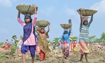 VB-GRAM G : కేంద్ర ప్రభుత్వం బంపర్ అనౌన్స్‌మెంట్.. VB-GRAM G ప్రాజెక్టు కోసం రూ.95,692 కోట్ల భారీ నిధులు