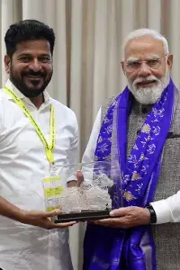 CM Revanth Reddy: తెలంగాణ అభివృద్ధికి 7 కీలక వరాలు ప్రకటించాలంటూ ప్రధాని మోదీని కోరిన సీఎం రేవంత్‌రెడ్డి.. మెట్రో నగరాలకు ప్రత్యేక నిధులు కేటాయించాలని విజ్ఞప్తి