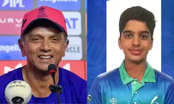 Dravid’s Heir Arrives: ద్రావిడ్ వారసుడు వచ్చేశాడు! ఇండియా అండర్-19 స్క్వాడ్లో అన్వయ్ ద్రావిడ్.. Dravid’s Heir Arrives: ద్రావిడ్ వారసుడు వచ్చేశాడు! ఇండియా అండర్-19 స్క్వాడ్లో అన్వయ్ ద్రావిడ్..