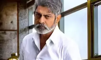 Jagapathi Babu’s Sensational Remarks: పెద్దిని తొక్కేయాలని చూస్తున్నారు.. జగపతిబాబు సంచలన వ్యాఖ్యలు..