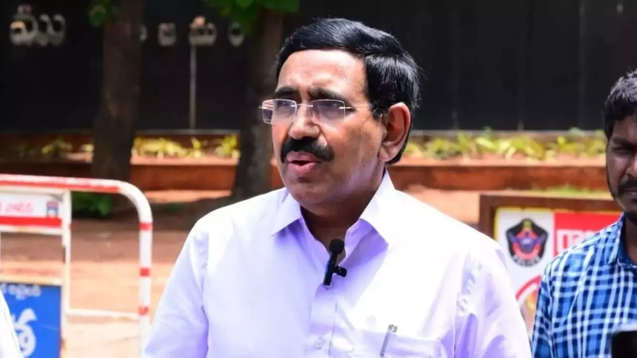 Minister Narayana: అమరావతిపై వైకాపా దుష్ప్రచారాలు మానకపోతే 11 సీట్లు కూడా రావు: మంత్రి నారాయణ Minister Narayana: అమరావతిపై వైకాపా దుష్ప్రచారాలు మానకపోతే 11 సీట్లు కూడా రావు: మంత్రి నారాయణ