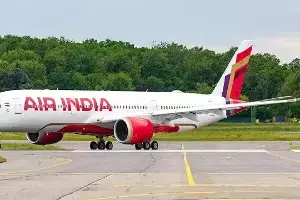 Air India : ఎయిర్ ఇండియా భారీ విస్తరణ ప్లాన్‌కు బ్రేకులు.. ఖర్చులు తగ్గించుకునే పనిలో టాటా గ్రూప్!