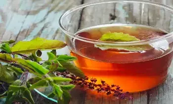 Tulsi and Black Pepper Decoction: తులసి- మిరియాల కషాయంతో అద్భుత ప్రయోజనాలు Tulsi and Black Pepper Decoction: తులసి- మిరియాల కషాయంతో అద్భుత ప్రయోజనాలు