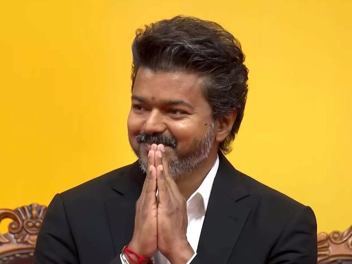 Vijay and Sangeetha Divorce Case: విజయ్, సంగీతల విడాకుల కేసు విచారణ ఆగస్టు 7కు వాయిదా Vijay and Sangeetha Divorce Case: విజయ్, సంగీతల విడాకుల కేసు విచారణ ఆగస్టు 7కు వాయిదా