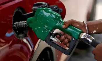 Crude Oil : వాహనదారులకు భారీ ఊరట.. ప్రపంచవ్యాప్తంగా తగ్గనున్న పెట్రోల్, డీజిల్ ధరలు Crude Oil : వాహనదారులకు భారీ ఊరట.. ప్రపంచవ్యాప్తంగా తగ్గనున్న పెట్రోల్, డీజిల్ ధరలు