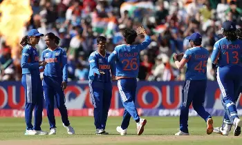 T20 World Cup: టీ20 వరల్డ్ కప్ లో పాక్పై టీమిండియా ఘనవిజయం T20 World Cup: టీ20 వరల్డ్ కప్ లో పాక్పై టీమిండియా ఘనవిజయం