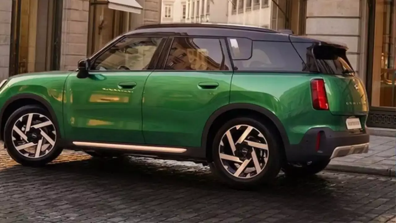 Mini Countryman C : భారత మార్కెట్లోకి సరికొత్త లగ్జరీ ఎస్యూవీ.. మినీ కంట్రీమ్యాన్ సి లాంచ్ Mini Countryman C : భారత మార్కెట్లోకి సరికొత్త లగ్జరీ ఎస్యూవీ.. మినీ కంట్రీమ్యాన్ సి లాంచ్
