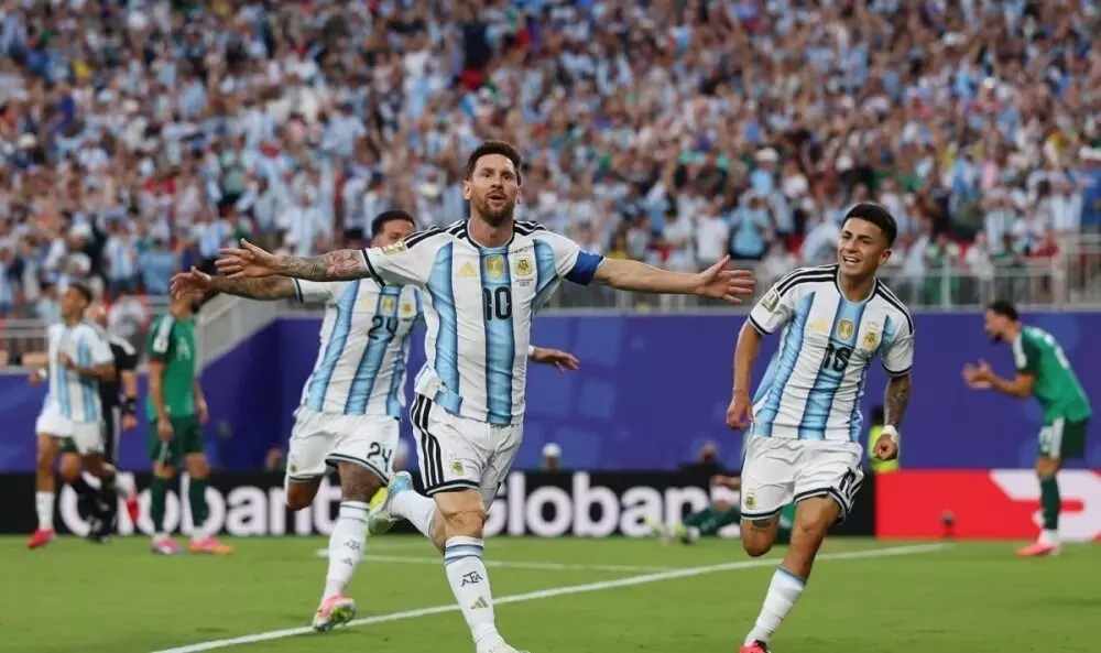 FIFA World Cup: మెస్సీ చారిత్రాత్మక హ్యాట్రిక్ రికార్డ్.. వరల్డ్ కప్లో అర్జెంటీనా విశ్వరూపం FIFA World Cup: మెస్సీ చారిత్రాత్మక హ్యాట్రిక్ రికార్డ్.. వరల్డ్ కప్లో అర్జెంటీనా విశ్వరూపం