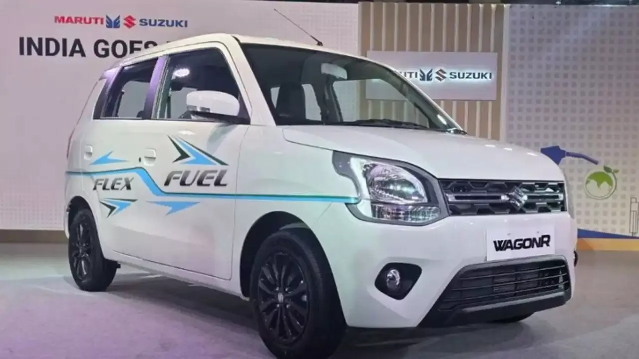 Flex-Fuel Car : అదిరిపోయే గుడ్ న్యూస్.. రూ. 15 వేలకే మీ పాత కారు ఫ్లెక్స్ ఫ్యూయల్గా మార్చుకోవచ్చు Flex-Fuel Car : అదిరిపోయే గుడ్ న్యూస్.. రూ. 15 వేలకే మీ పాత కారు ఫ్లెక్స్ ఫ్యూయల్గా మార్చుకోవచ్చు