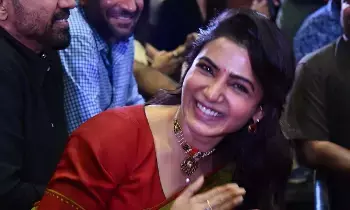 Maa Inti Bangaram: మా ఇంటి బంగారం భారీ ఓపెనింగ్స్! Maa Inti Bangaram: మా ఇంటి బంగారం భారీ ఓపెనింగ్స్!