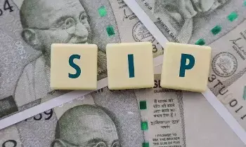 SIP : మ్యూచువల్ ఫండ్ ఇన్వెస్టర్లకు అలర్ట్.. మీ SIP డేట్ మిస్ అయితే ఏమవుతుంది?