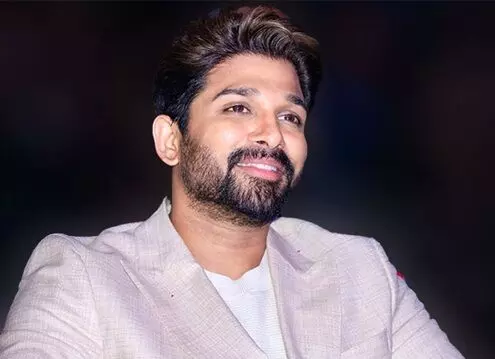 Sandhya Theatre Incident: సంధ్య థియేటర్ ఘటన: కోర్టుకు హాజరు కాలేదు అల్లు అర్జున్ Sandhya Theatre Incident: సంధ్య థియేటర్ ఘటన: కోర్టుకు హాజరు కాలేదు అల్లు అర్జున్