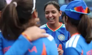 ICC Womens T20 World Cup 2026: సౌతాఫ్రికా చేతిలో ఓటమి.. మరి టీ20 వరల్డ్ కప్ సెమీఫైనల్కు భారత్ ఎలా అర్హత సాధించగలదు? సమీకరణాలు ఇవే! ICC Womens T20 World Cup 2026: సౌతాఫ్రికా చేతిలో ఓటమి.. మరి టీ20 వరల్డ్ కప్ సెమీఫైనల్కు భారత్ ఎలా అర్హత సాధించగలదు? సమీకరణాలు ఇవే!