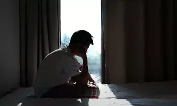 Depression: డిప్రెషన్ అంటే కేవలం బాధ కాదు.. ఒక తీవ్రమైన వ్యాధి.. లక్షణాలు, కారణాల గురించి తెలుసుకోండి.. Depression: డిప్రెషన్ అంటే కేవలం బాధ కాదు.. ఒక తీవ్రమైన వ్యాధి.. లక్షణాలు, కారణాల గురించి తెలుసుకోండి..