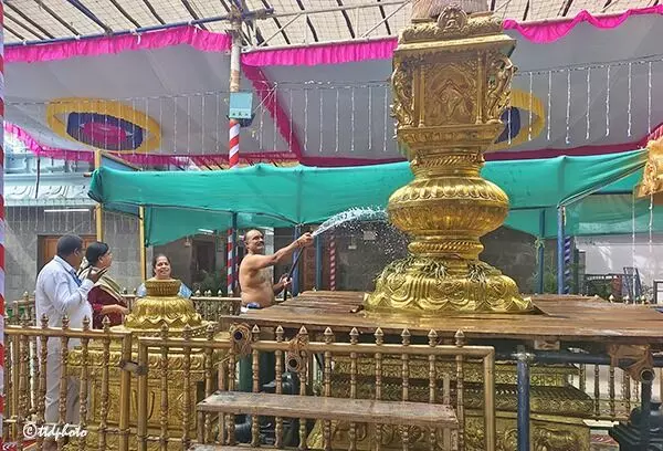 Sri Prasanna Venkateswara Swamy: శాస్త్రోక్తంగా శ్రీ ప్రసన్న వేంకటేశ్వరస్వామి ఆలయంలో కోయిల్ ఆళ్వార్ తిరుమంజనం Sri Prasanna Venkateswara Swamy: శాస్త్రోక్తంగా శ్రీ ప్రసన్న వేంకటేశ్వరస్వామి ఆలయంలో కోయిల్ ఆళ్వార్ తిరుమంజనం