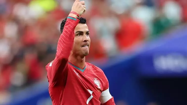 Ronaldo Creates World Cup History: వరల్డ్ కప్లో రొనాల్డో విశ్వరూపం: ఉజ్బెకిస్తాన్పై పోర్చుగల్ ఘనవిజయం, సరికొత్త ప్రపంచ రికార్డు Ronaldo Creates World Cup History: వరల్డ్ కప్లో రొనాల్డో విశ్వరూపం: ఉజ్బెకిస్తాన్పై పోర్చుగల్ ఘనవిజయం, సరికొత్త ప్రపంచ రికార్డు