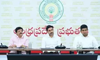 Minister Nara Lokesh: కిరాణ కొట్టు నుంచి డేటా సెంటర్ వరకు.. సింగిల్ పోర్టల్తో అనుమతులు : రాష్ట్ర విద్య, ఐటీ శాఖల మంత్రి నారా లోకేశ్ Minister Nara Lokesh: కిరాణ కొట్టు నుంచి డేటా సెంటర్ వరకు.. సింగిల్ పోర్టల్తో అనుమతులు : రాష్ట్ర విద్య, ఐటీ శాఖల మంత్రి నారా లోకేశ్