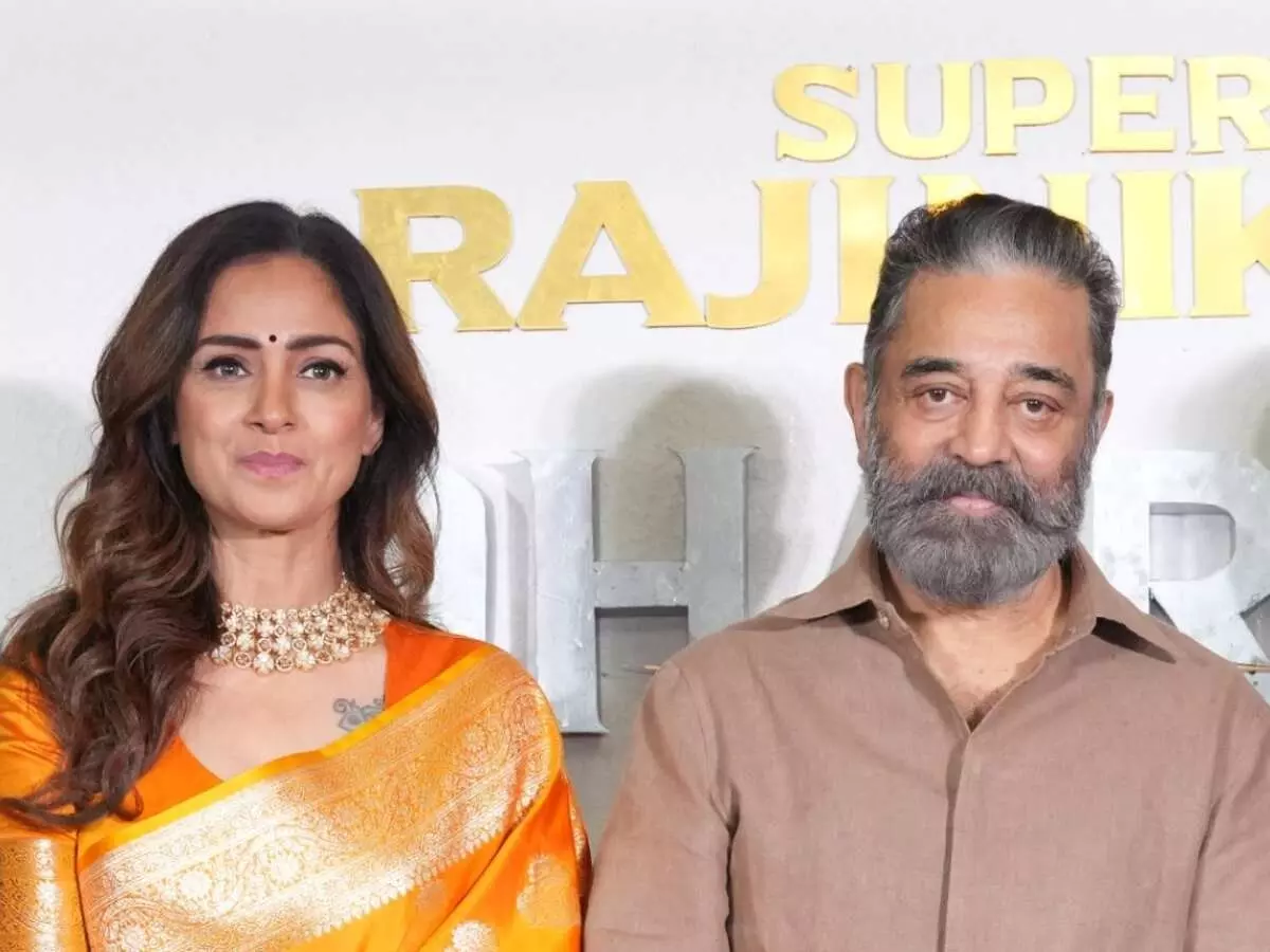 Dharman movie: రజినీకాంత్ సరసన సిమ్రాన్.. కమల్ హాసన్ కొత్త స్కెచ్పై సోషల్ మీడియాలో హాట్ టాపిక్! Dharman movie: రజినీకాంత్ సరసన సిమ్రాన్.. కమల్ హాసన్ కొత్త స్కెచ్పై సోషల్ మీడియాలో హాట్ టాపిక్!