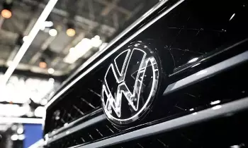 Volkswagen : ఆటోమొబైల్ ప్రపంచంలో పెను భూకంపం.. లక్ష మంది ఉద్యోగులను పీకేయనున్న ఫోక్స్వ్యాగన్ Volkswagen : ఆటోమొబైల్ ప్రపంచంలో పెను భూకంపం.. లక్ష మంది ఉద్యోగులను పీకేయనున్న ఫోక్స్వ్యాగన్