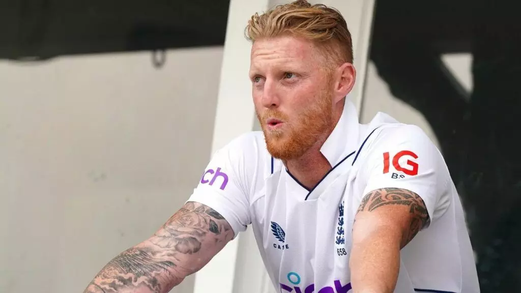 Ben Stokes Bids: క్రికెట్కు గుడ్బై చెప్పిన బెన్ స్టోక్స్ .. డ్రెస్సింగ్ రూమ్లో ఎమోషనల్ Ben Stokes Bids: క్రికెట్కు గుడ్బై చెప్పిన బెన్ స్టోక్స్ .. డ్రెస్సింగ్ రూమ్లో ఎమోషనల్