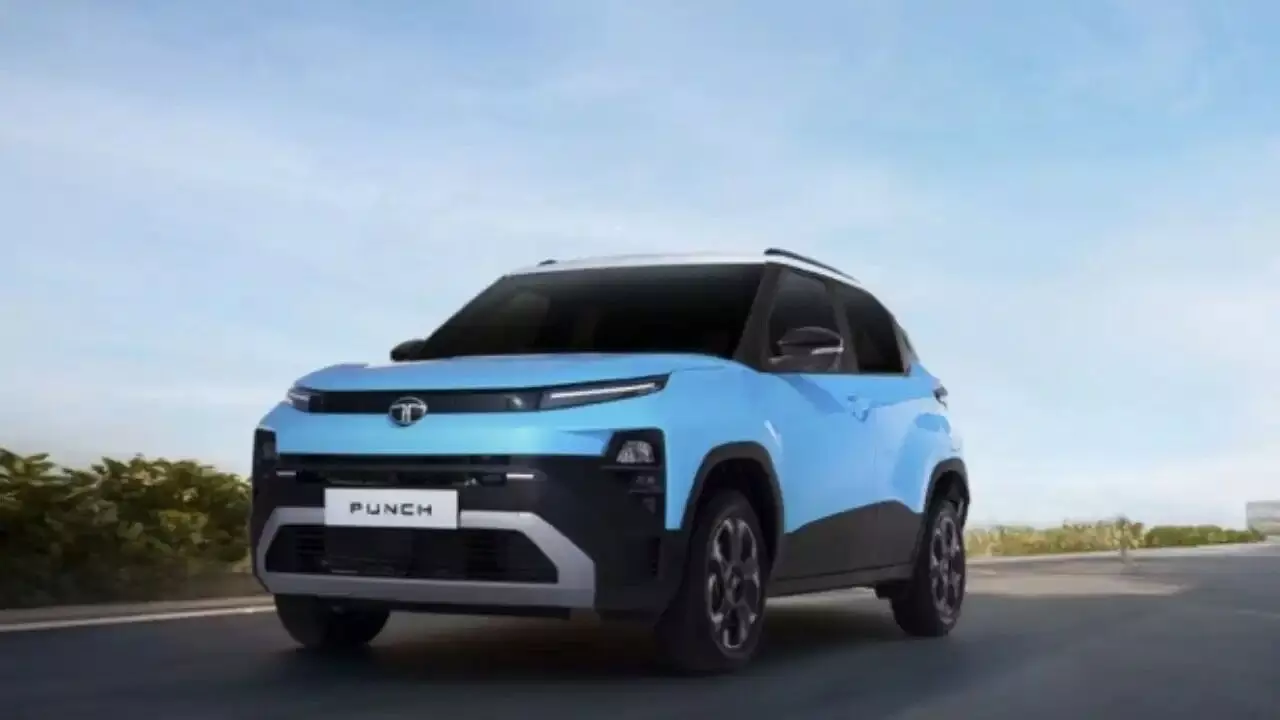 Tata Punch HBX : టాటా పంచ్ లవర్స్కు పూనకాలే.. రికొత్త లుక్తో రాబోతున్న టాటా పంచ్ HBX Tata Punch HBX : టాటా పంచ్ లవర్స్కు పూనకాలే.. రికొత్త లుక్తో రాబోతున్న టాటా పంచ్ HBX